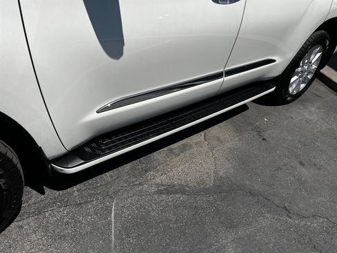 Used 2019 Toyota Sequoia Platinum w/ Carpet Mat Package (TMS) AWD/4WD image 17