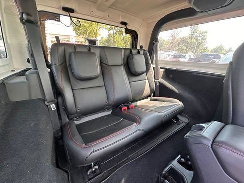 Used 2019 Jeep Wrangler Rubicon AWD/4WD image 28