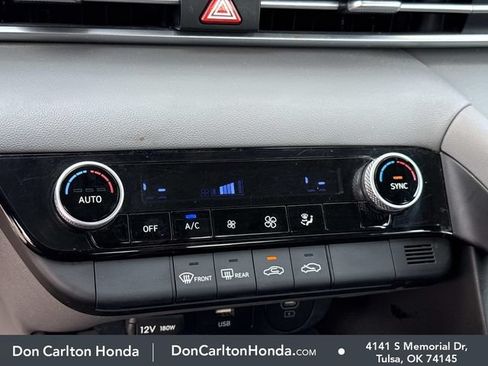 Used 2025 Hyundai Elantra Sport FWD image 8