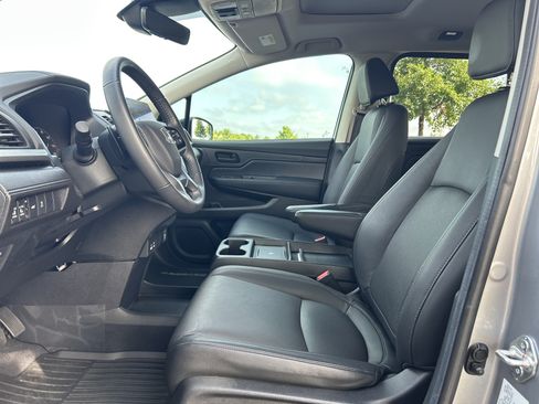 Used 2025 Honda Odyssey EX-L image 24