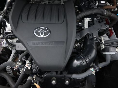Used 2023 Toyota Highlander Limited AWD/4WD image 41