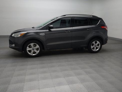 Used 2016 Ford Escape SE w/ Equipment Group 201A image 2