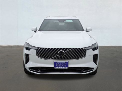 New 2026 Volvo XC90 B6 Plus image 4