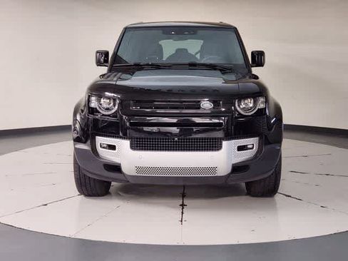 Used 2024 Land Rover Defender 110 S AWD/4WD image 9