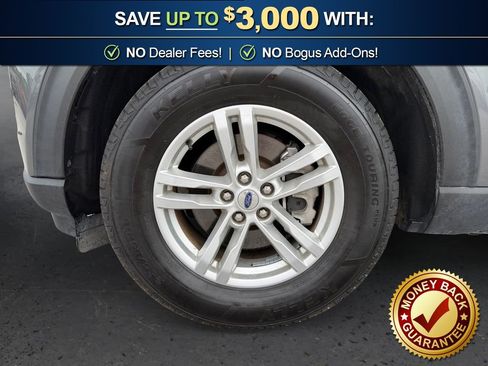 Used 2023 Ford Explorer XLT w/ Equipment Group 202A AWD/4WD image 13