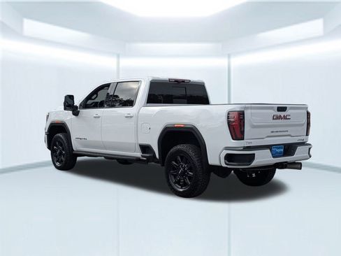 Used 2024 GMC Sierra 2500 AT4 w/ AT4 Premium Plus Package image 4