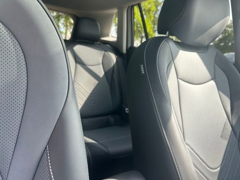 New 2026 Volkswagen Tiguan SE AWD/4WD image 37