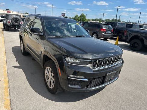 Used 2022 Jeep Grand Cherokee Limited AWD/4WD image 24