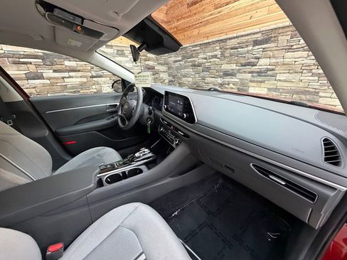 Used 2020 Hyundai Sonata SE image 13
