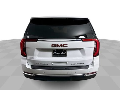 Used 2025 GMC Yukon Elevation AWD/4WD image 7