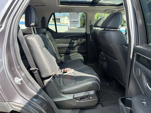 Certified 2024 Honda Pilot Elite image 23