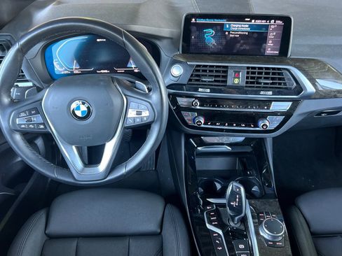 Used 2020 BMW X3 xDrive30e image 18