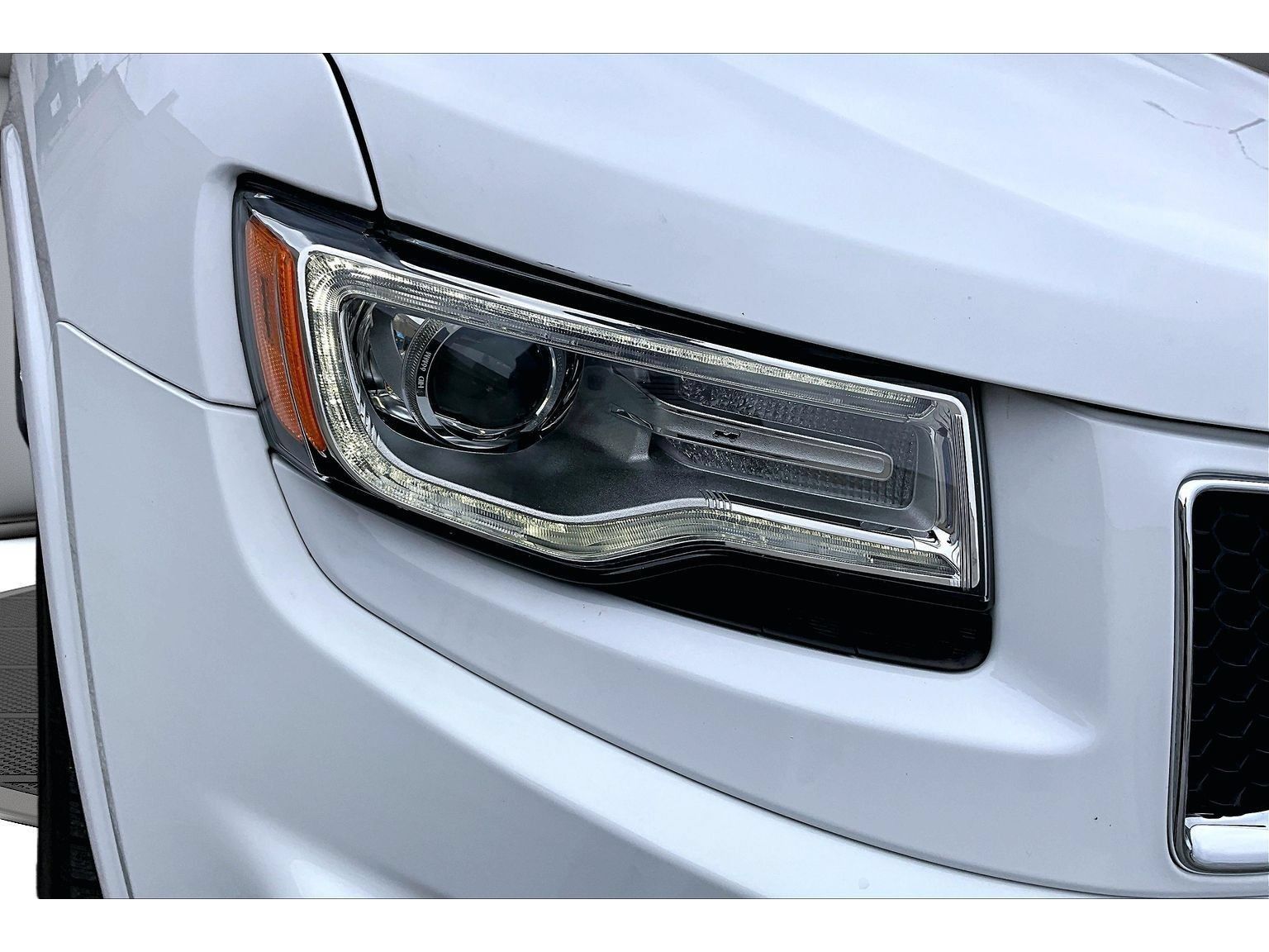 Used 2016 Jeep Grand Cherokee Overland AWD/4WD image 53