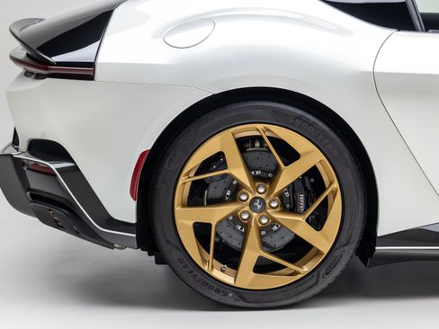 Used 2025 Ferrari 12Cilindri RWD image 17
