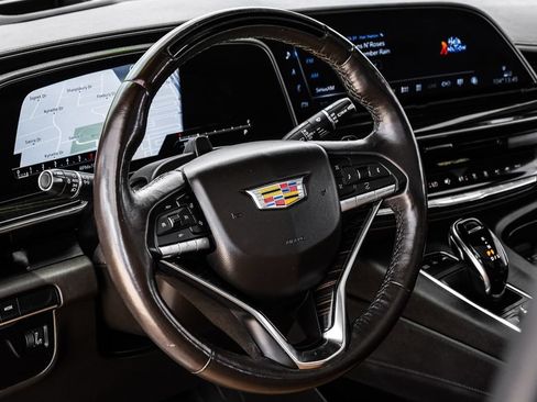 Used 2023 Cadillac Escalade Premium Luxury AWD/4WD image 14