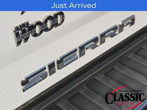 Used 2018 GMC Sierra 1500 SLT w/ Texas SLT Premium Package image 15
