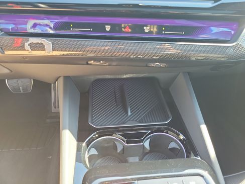 Certified 2026 BMW M5 w/ Executive Package AWD/4WD image 20