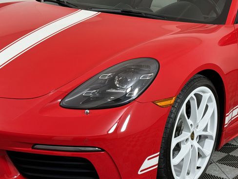 Certified 2024 Porsche 718 Boxster RWD image 13