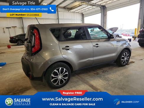 Used 2015 Kia Soul FWD image 4