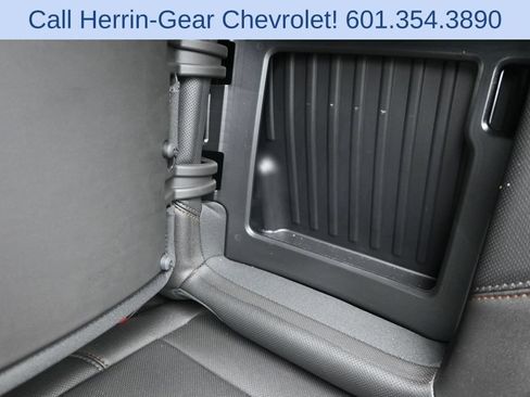 Used 2024 GMC Sierra 2500 AT4 w/ AT4 Premium Plus Package AWD/4WD image 18