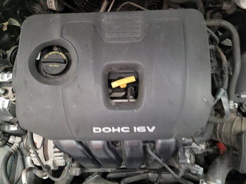 Used 2017 Hyundai Elantra SE image 30