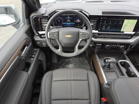 New 2026 Chevrolet Silverado 1500 High Country w/ Technology Package AWD/4WD image 33