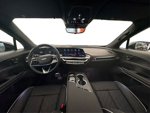 New 2026 Cadillac Lyriq V image 23