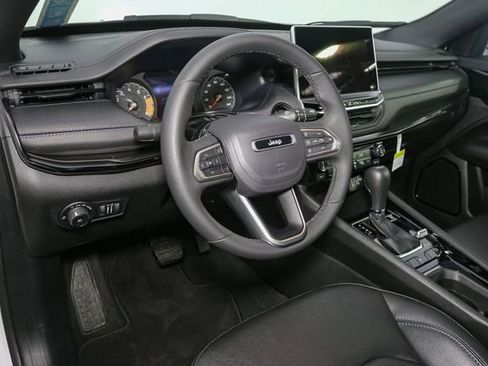 Used 2026 Jeep Compass Limited AWD/4WD image 20