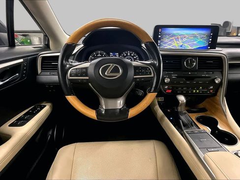 Used 2022 Lexus RX 350L FWD w/ Premium Package image 6