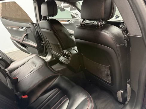 Used 2021 Maserati Ghibli S RWD image 47