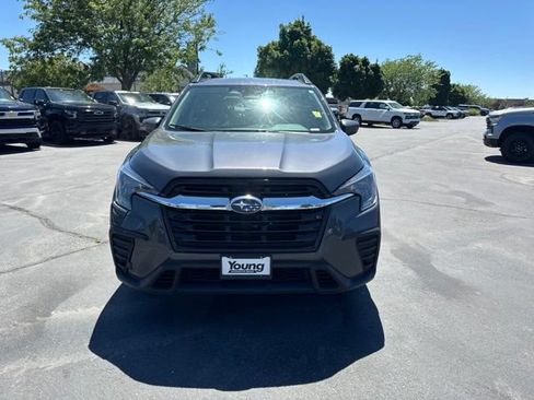 Used 2024 Subaru Ascent Premium w/ Convenience Package AWD/4WD image 2
