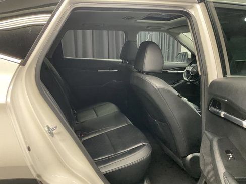 Used 2023 Kia Seltos SX w/ SX Sunroof Package AWD/4WD image 10
