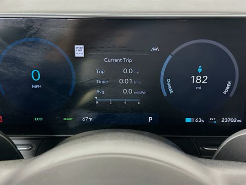 Used 2024 Hyundai Kona SEL FWD image 19