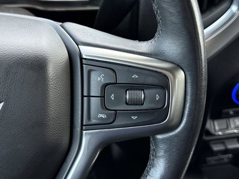 Used 2021 Chevrolet Silverado 1500 LT Trail Boss w/ Convenience Package II AWD/4WD image 12