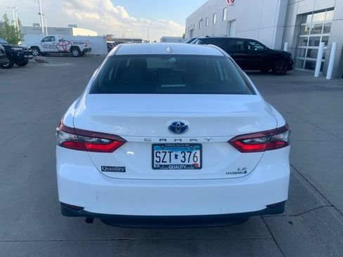 Used 2021 Toyota Camry LE FWD image 17