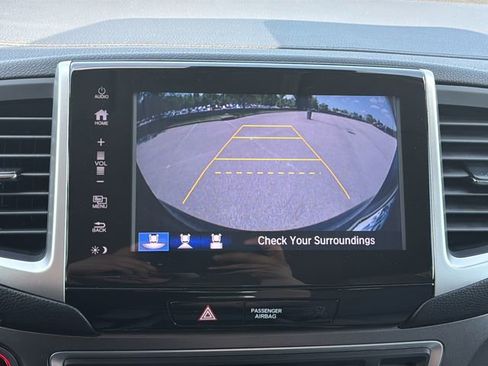 Used 2017 Honda Pilot EX image 30