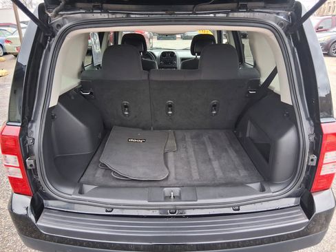 Used 2015 Jeep Patriot Sport w/ Power Value Group FWD image 11