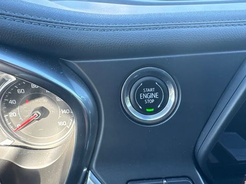 Used 2020 Chevrolet Blazer LT AWD/4WD image 16
