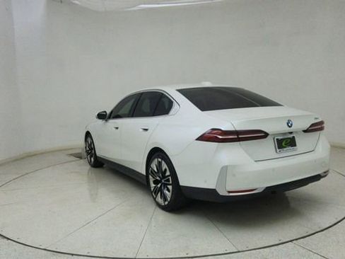 Used 2026 BMW 530i image 66