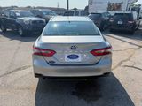 Used 2018 Toyota Camry LE image 6