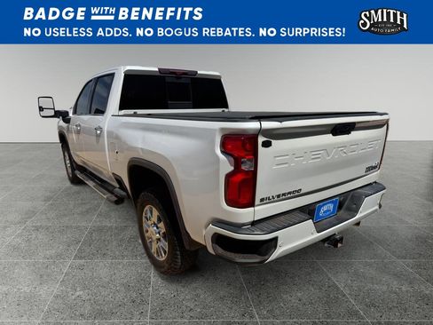 Used 2024 Chevrolet Silverado 2500 High Country w/ Technology Package AWD/4WD image 5
