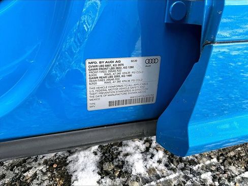 Used 2020 Audi Q5 e Premium Plus w/ Premium Plus Package image 32