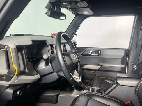Used 2023 Ford Bronco Badlands image 21