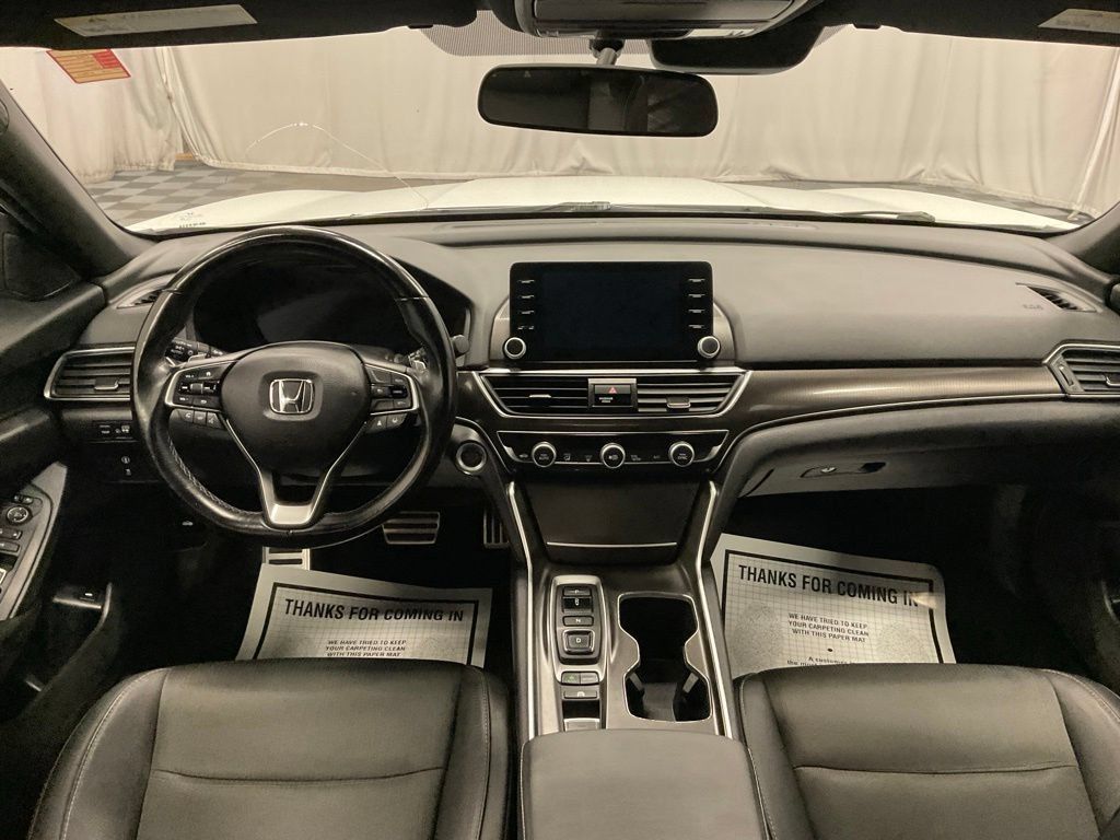 Used 2022 Honda Accord Sport image 4