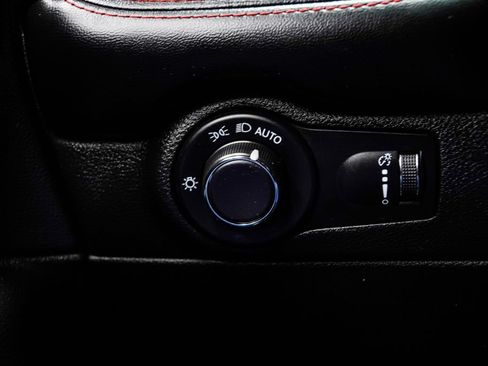 Used 2025 Dodge Durango R/T AWD/4WD image 35
