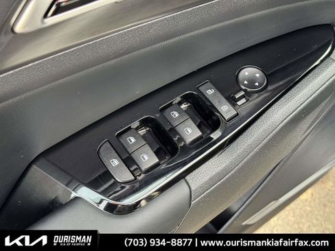 Used 2023 Kia Sportage EX image 14
