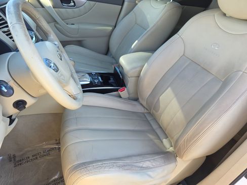Used 2014 INFINITI QX70 AWD w/ Premium Package image 15