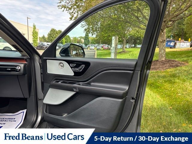 Used 2024 Lincoln Aviator Reserve w/ Equipment Group 201A AWD/4WD image 20