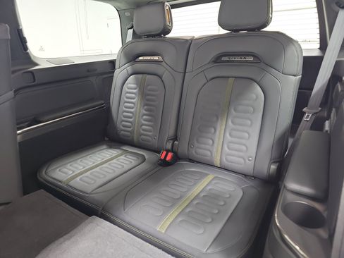 Used 2024 Rivian R1S Adventure AWD/4WD image 22