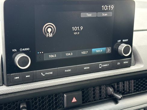 Certified 2024 Honda CR-V EX image 5